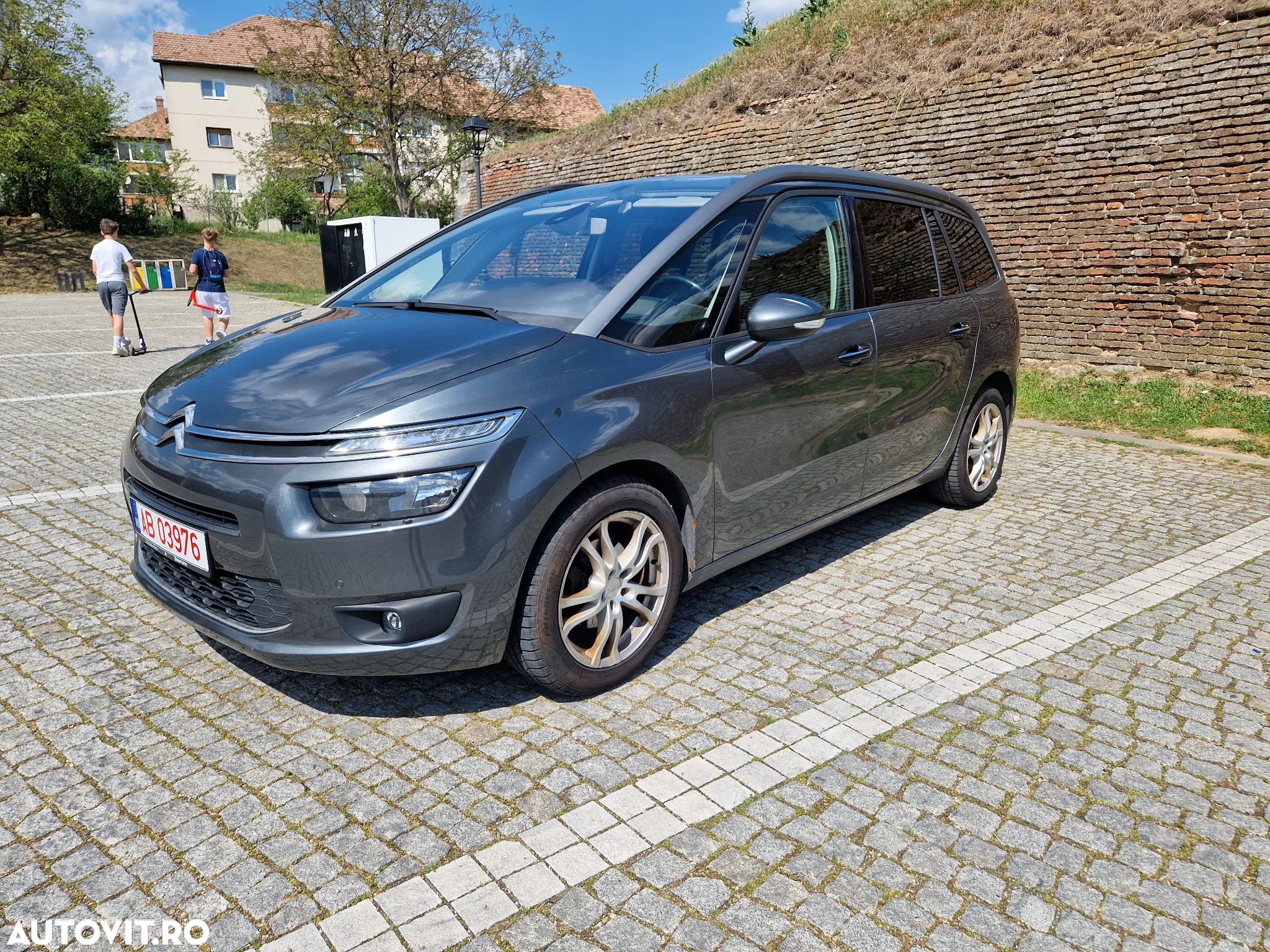 Citroën C4 Grand Picasso e-HDi 115 ETG6 Intensive - 1