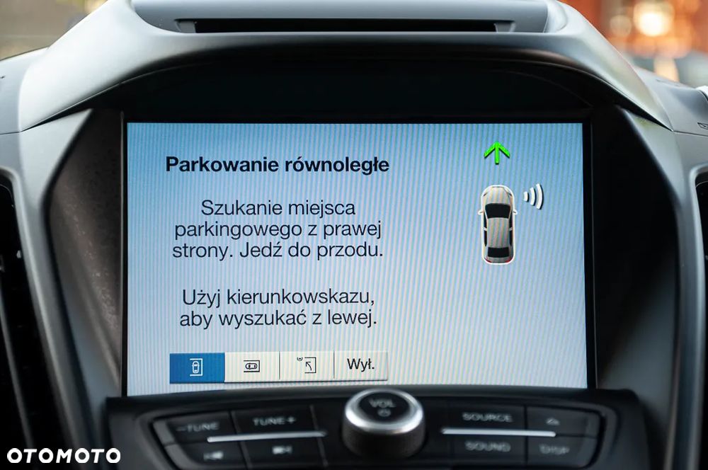 Ford Kuga 1.5 EcoBoost 2x4 ST-Line - 24