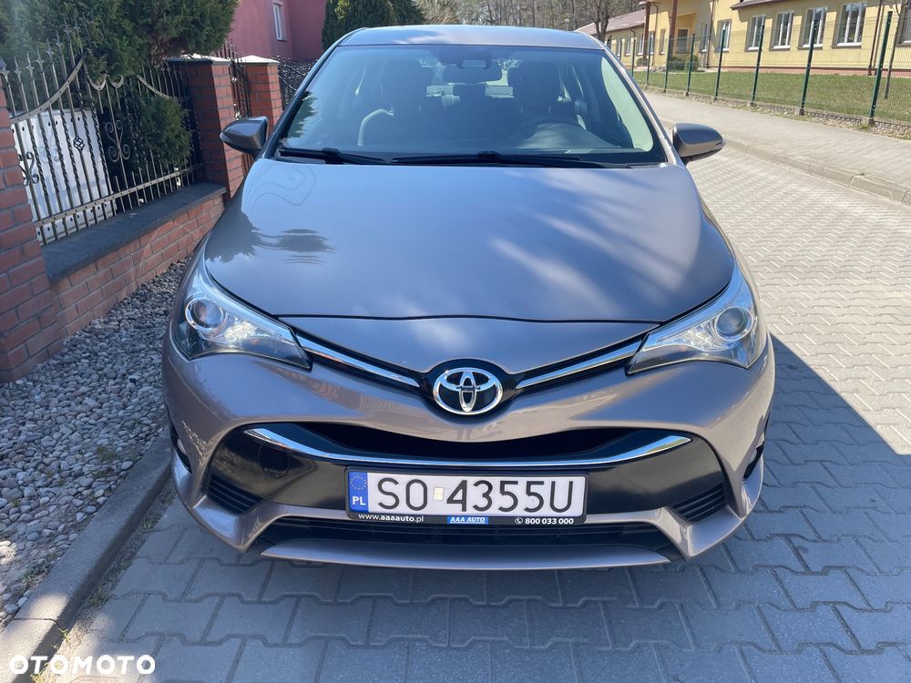 Toyota Avensis 2.0 D-4D Selection - 5