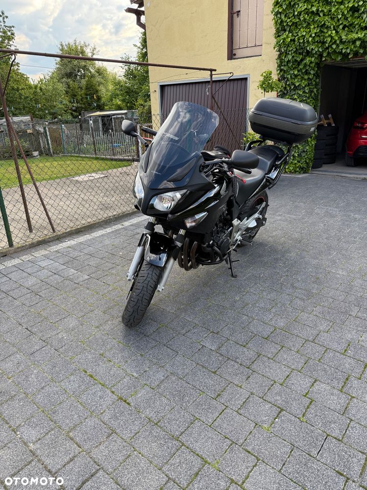 Honda CBF - 10