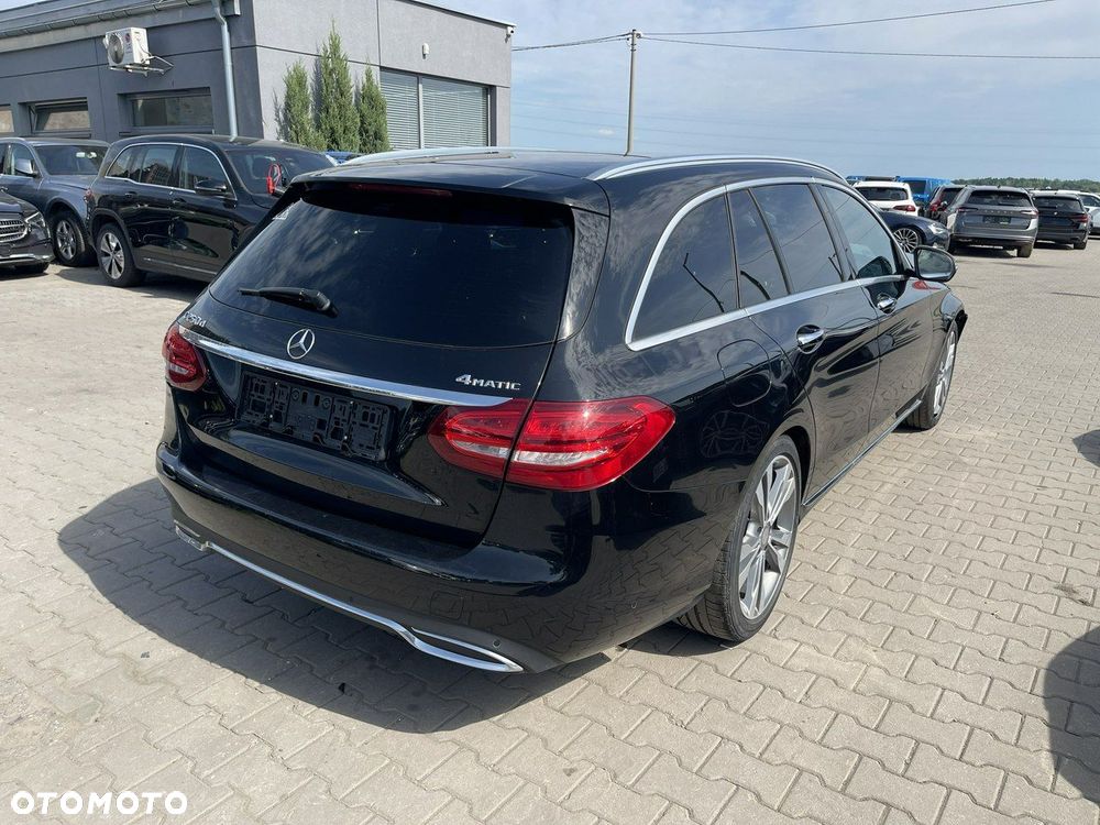 Mercedes-Benz Klasa C 250 (BlueTEC) d 4Matic T 7G-TRONIC Avantgarde - 4