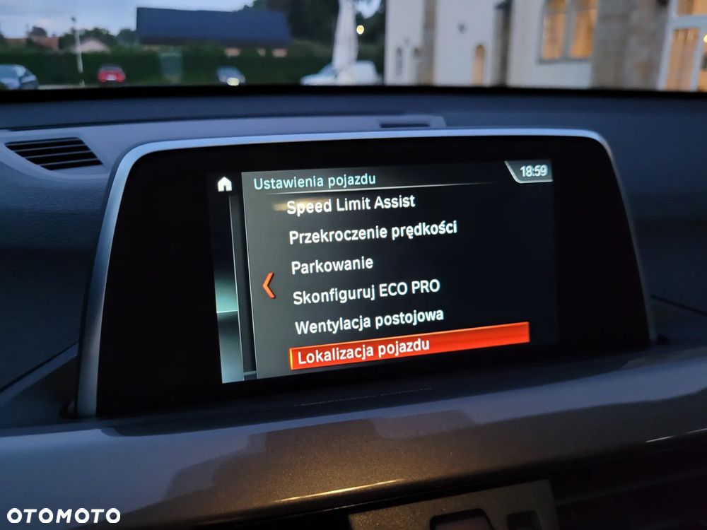 BMW X1 sDrive20i xLine - 17