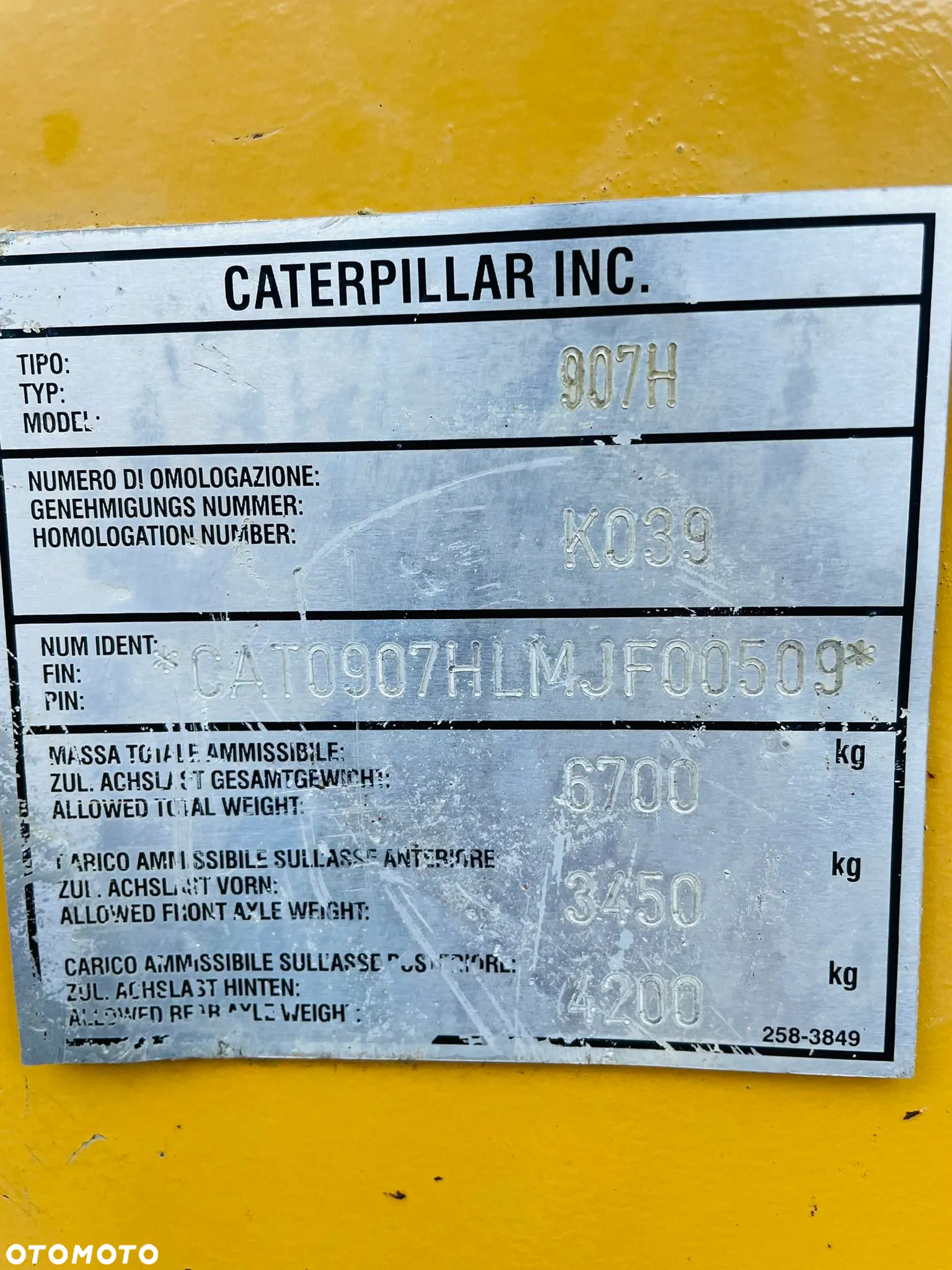 Caterpillar 907H - 16