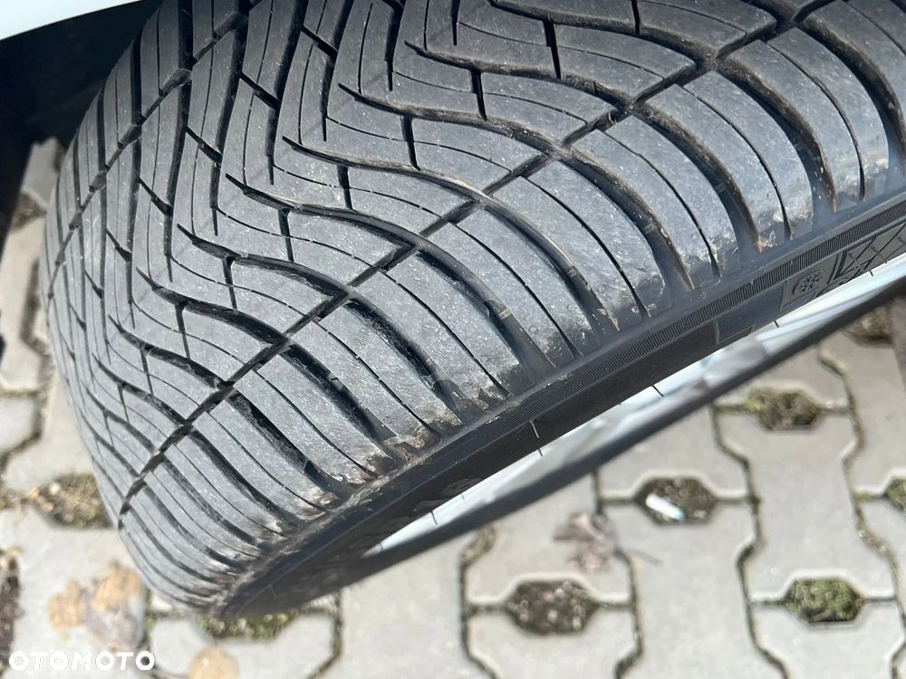 Ford C-MAX 1.6 TDCi Titanium - 27