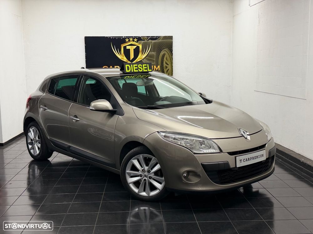 Renault Mégane 1.5 dCi Dynamique S - 1