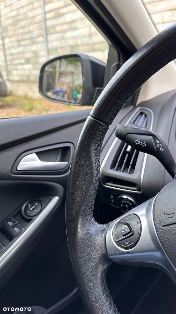 Ford Focus 1.0 EcoBoost Edition - 24