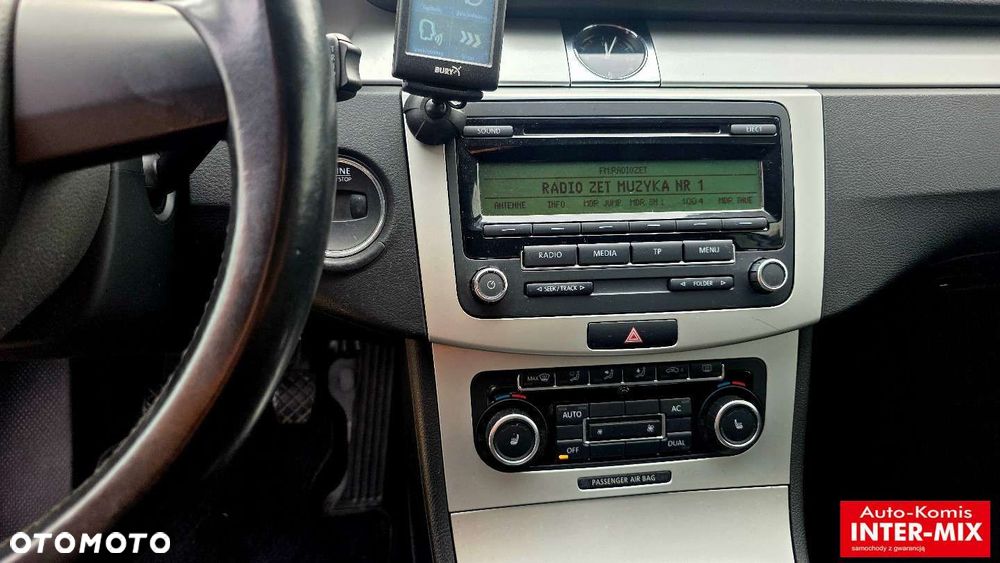 Volkswagen Passat - 27