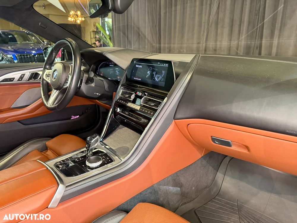 BMW M8 M850i xDrive - 19