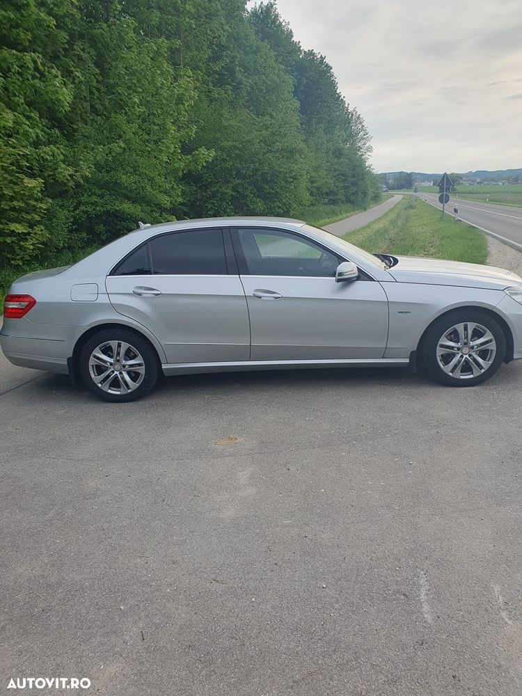 Mercedes-Benz E - 4