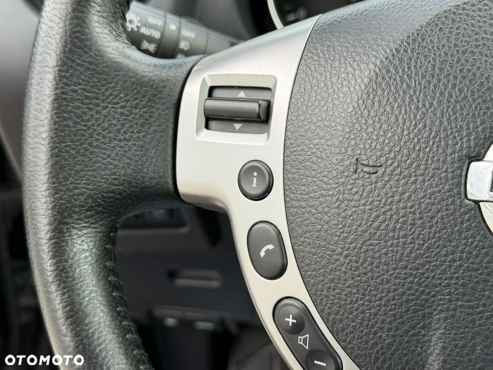 Nissan Qashqai - 23