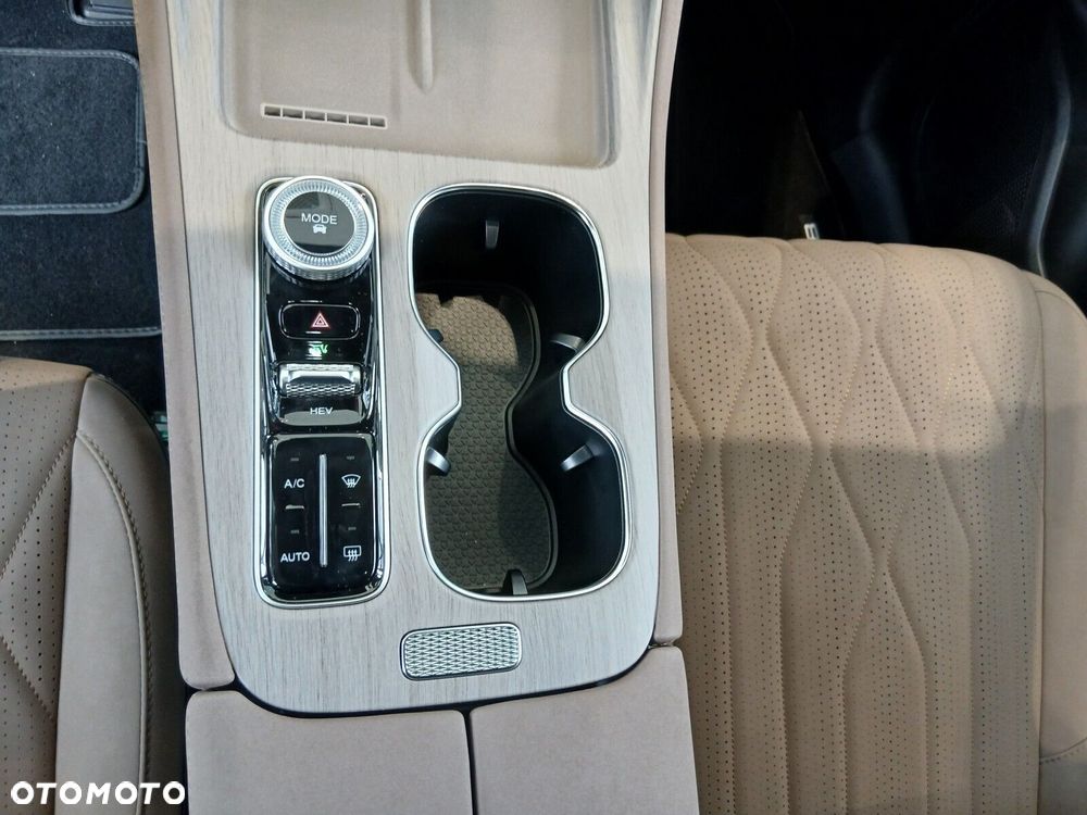 Chery Tiggo 8 - 17