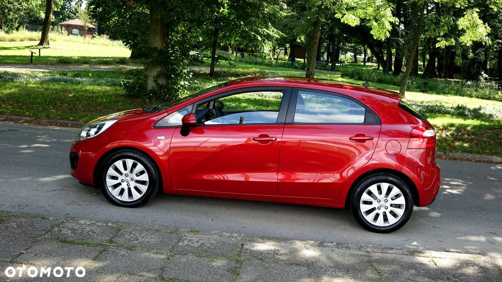 Kia Rio - 29