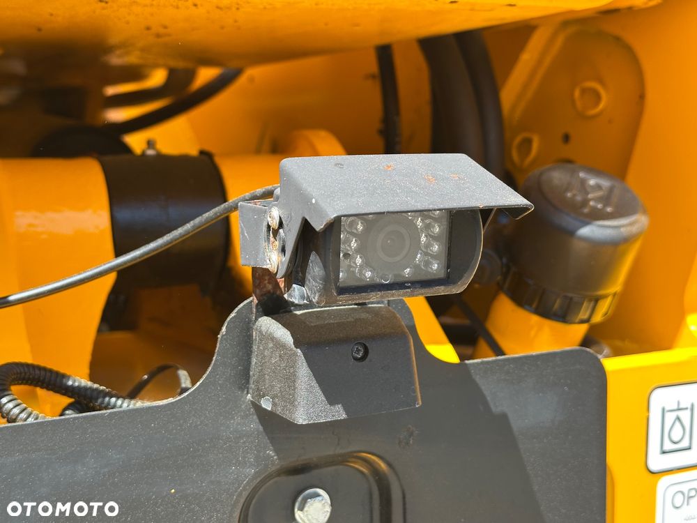 JCB 540-140 Hi Viz - 11