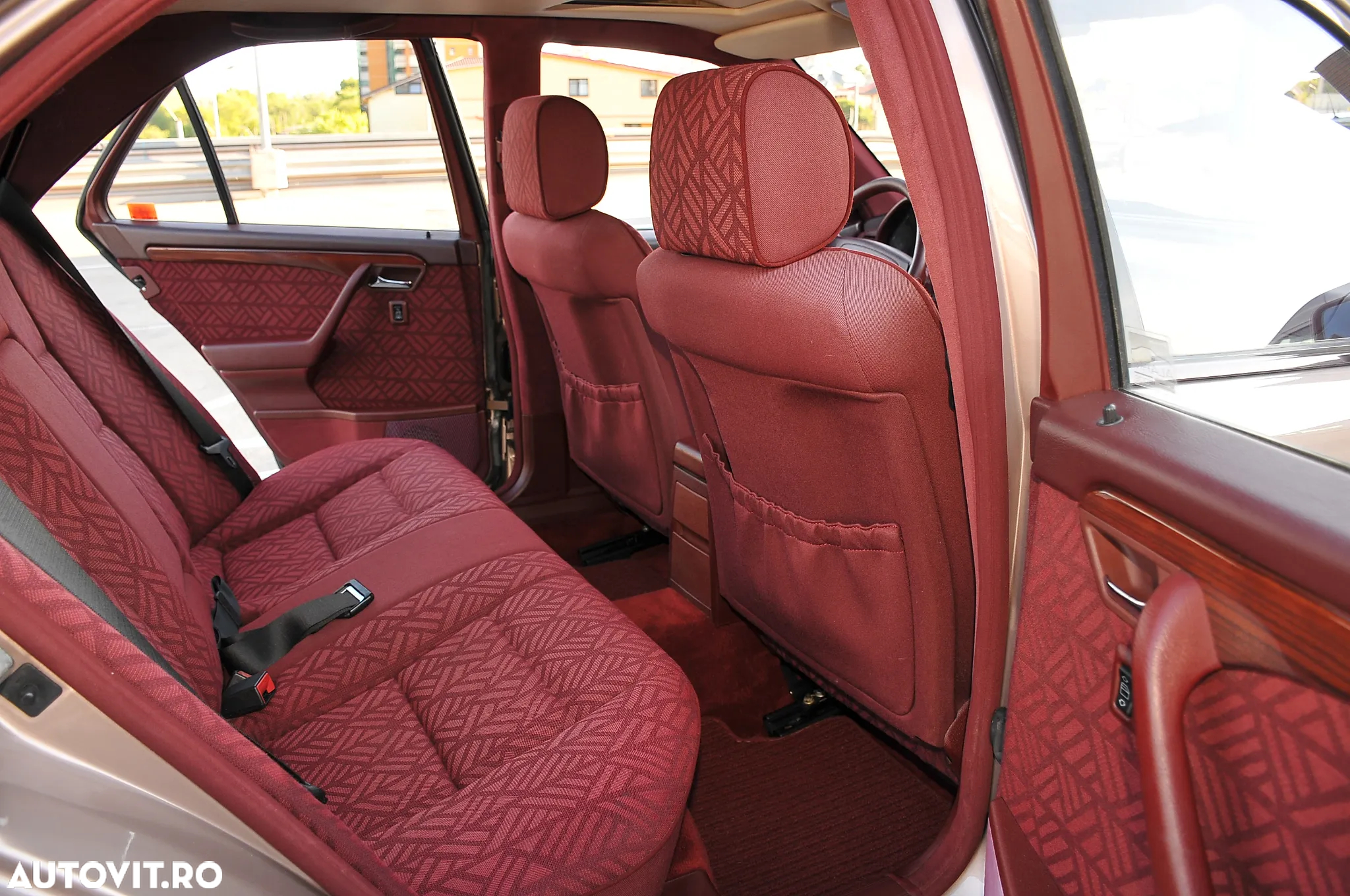 Mercedes-Benz C - 15