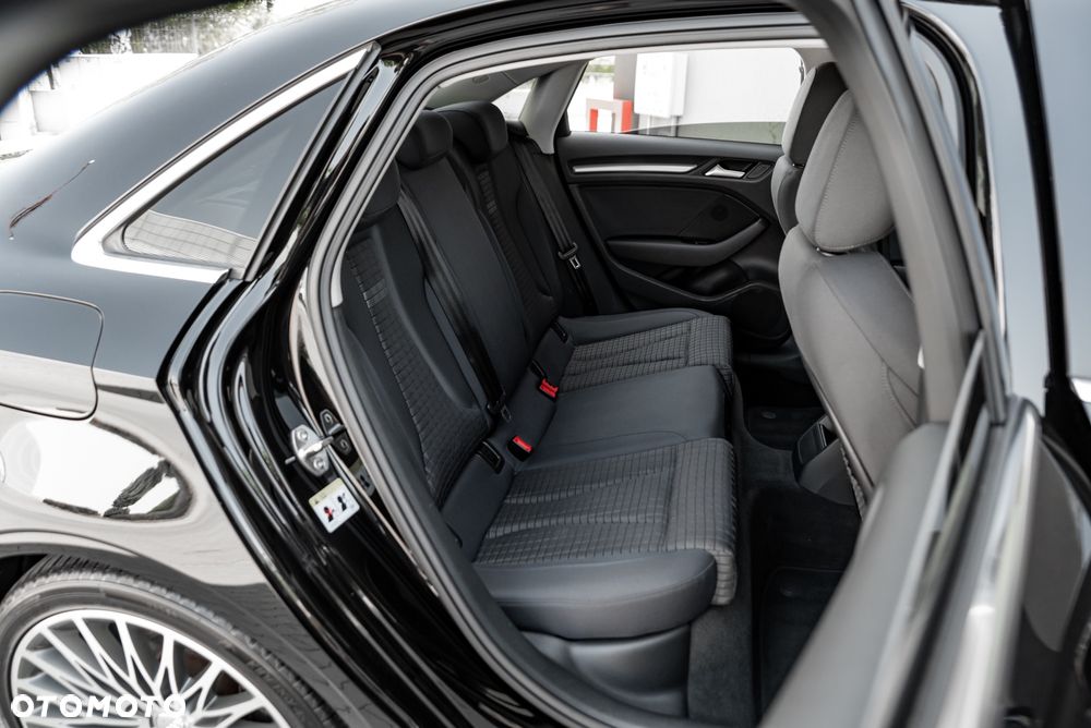 Audi A3 Limousine 2.0 TDI (clean diesel) S line Sportpaket - 22