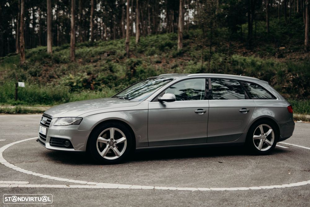 Audi A4 Avant 2.0 TDI Advance - 7