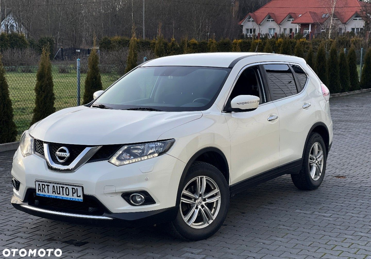 Nissan X-Trail - 11