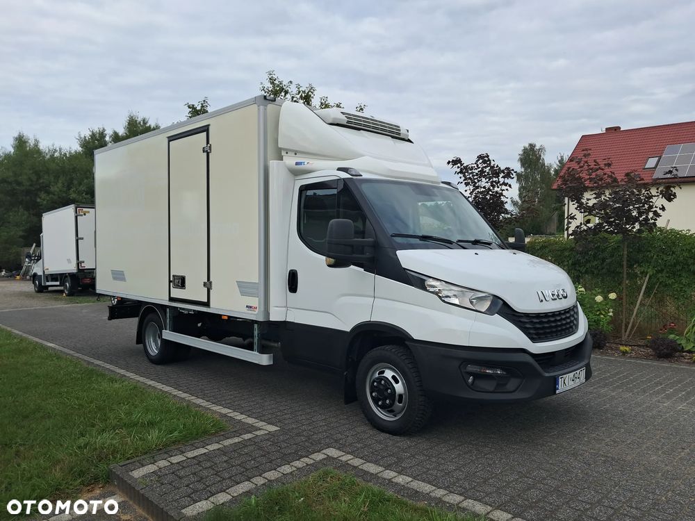Iveco Daily VI 50C16  CHŁODNIA Thermo-King SALON POLSKA 8-palet - 1
