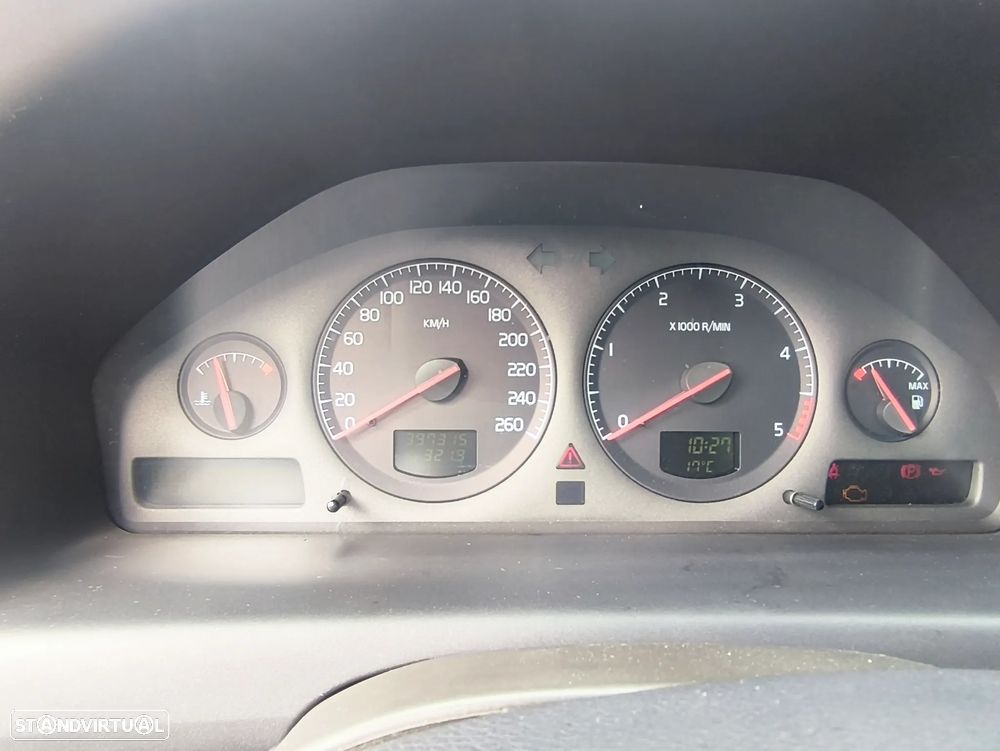 Volvo V70 2.4 D5 - 27