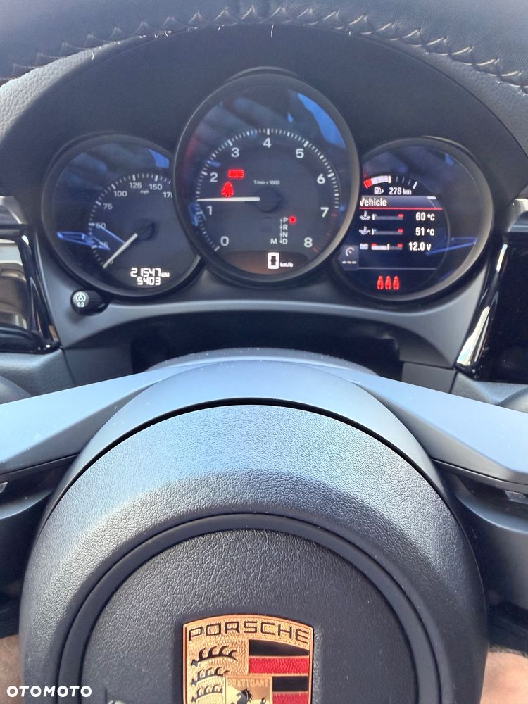 Porsche Macan Standard - 17