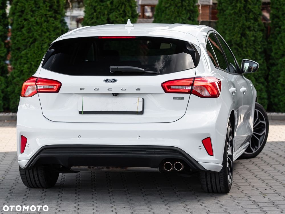 Ford Focus 1.0 EcoBoost ST-Line - 12