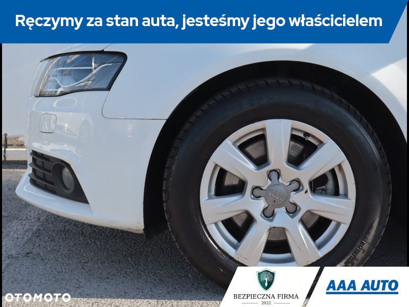 Audi A4 Limousine - 16