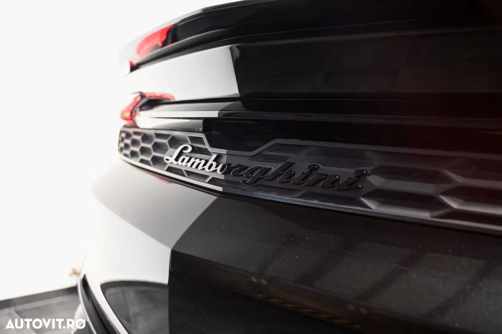 Lamborghini URUS - 34