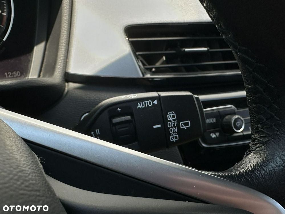 BMW X1 xDrive25e Advantage - 28