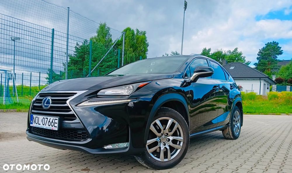 Lexus NX 300h Comfort AWD - 1