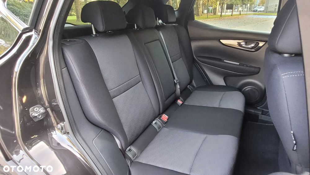 Nissan Qashqai 1.6 DCi Acenta EU6 - 23