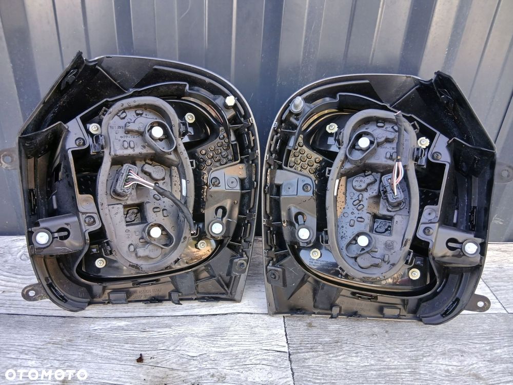 lampa prawa/lewa tylna smart forfour - 2