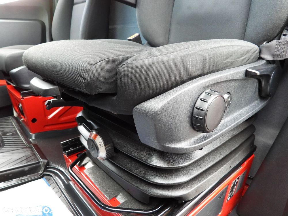 Mercedes-Benz SPRINTER 316  8 PALET PLANDEKA WINDA TEMPOMAT KLIMATYZACJA  160KM - 27