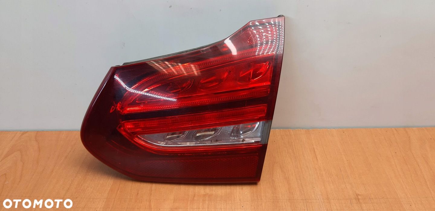 Mercedes W205 C Klasa Lampa prawa tył A2059066000 - 1