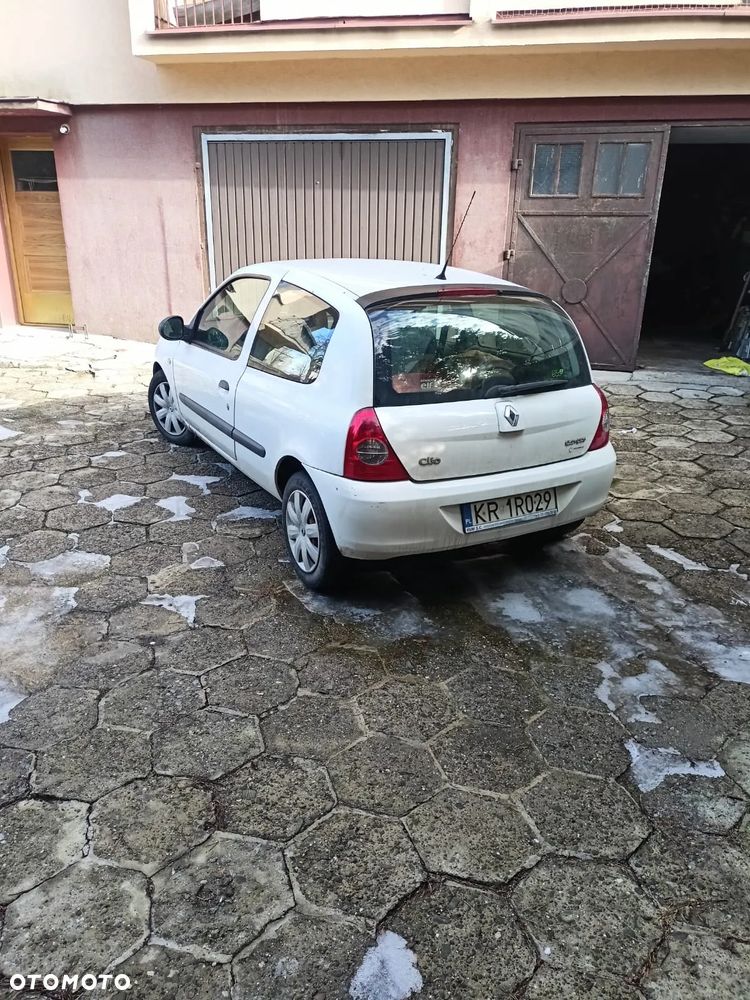 Renault Clio 1.5 dCi Campus - 5