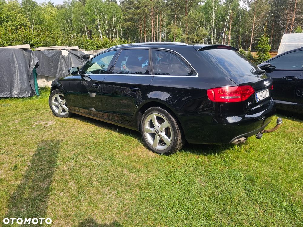 Audi A4 Avant 2.0 TDI DPF Ambiente - 4