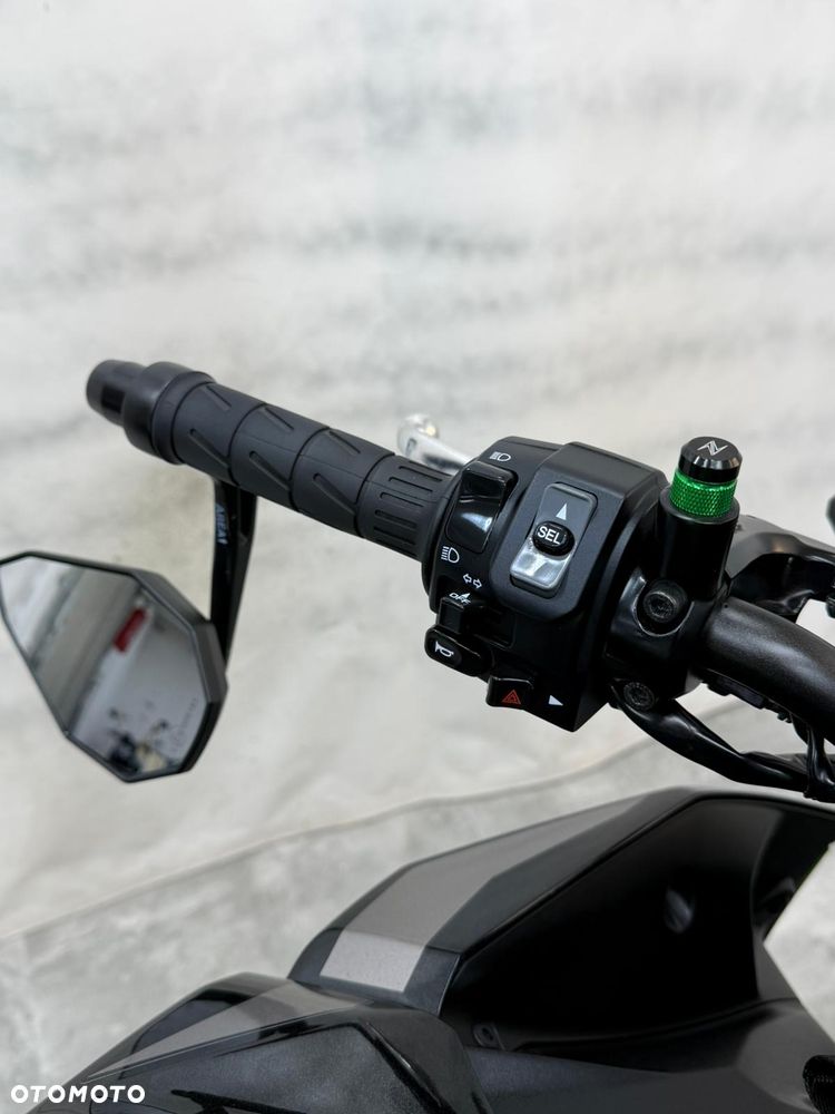 Kawasaki Z 900 - 20