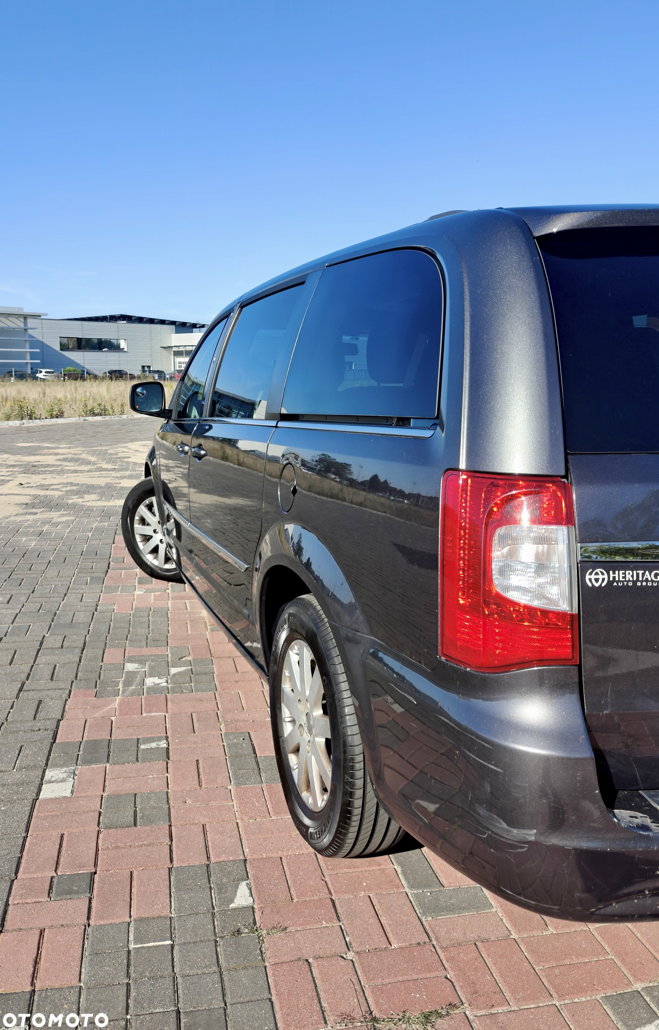 Chrysler Town & Country 3.6 Touring - 8