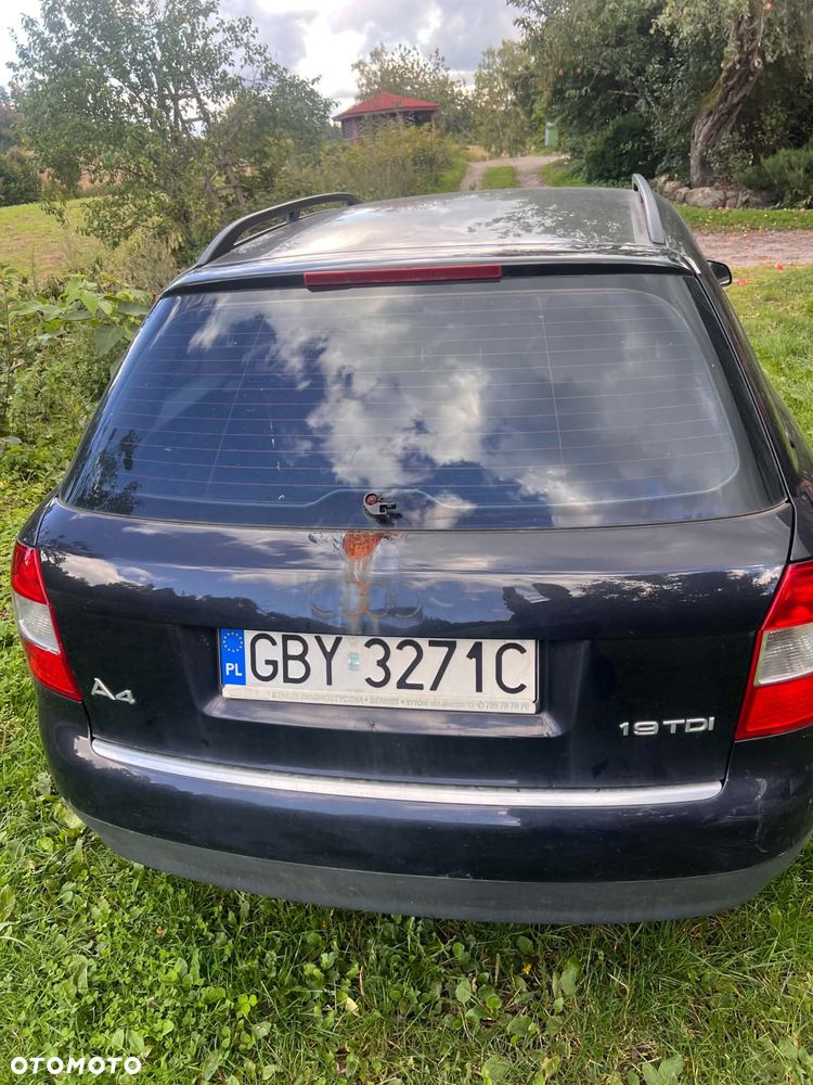 Audi A4 Avant - 4