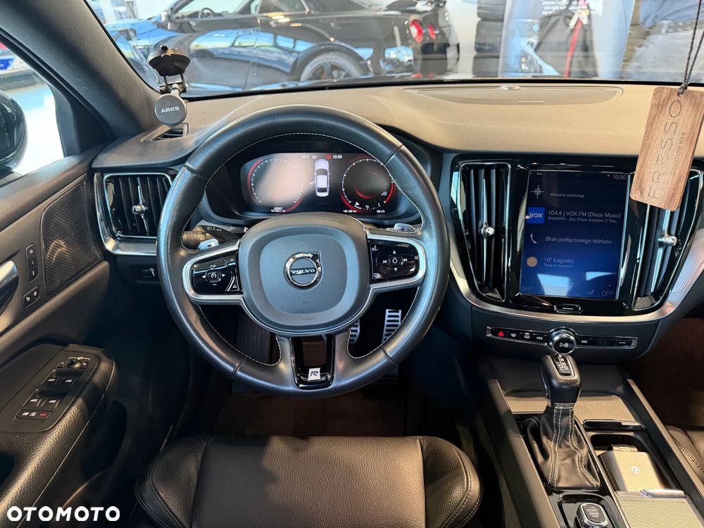 Volvo S60 T4 R-Design - 13