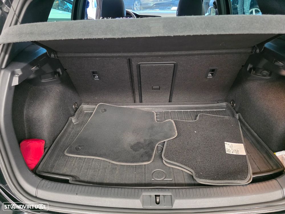 VW Golf GTI 2.0 TSI OPF DSG Performance - 28