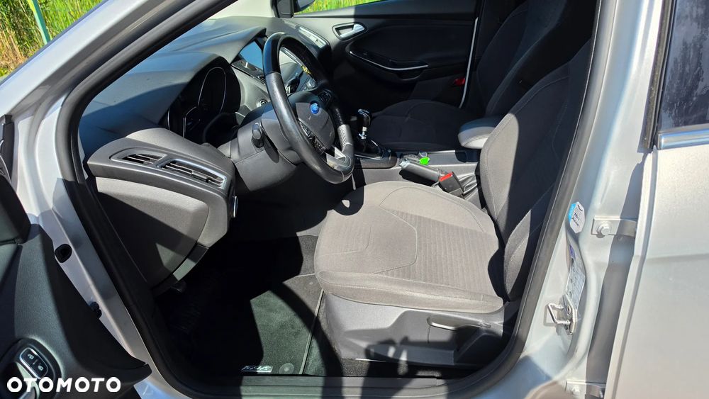 Ford Focus 1.6 TDCi DPF Start-Stopp-System Titanium - 11