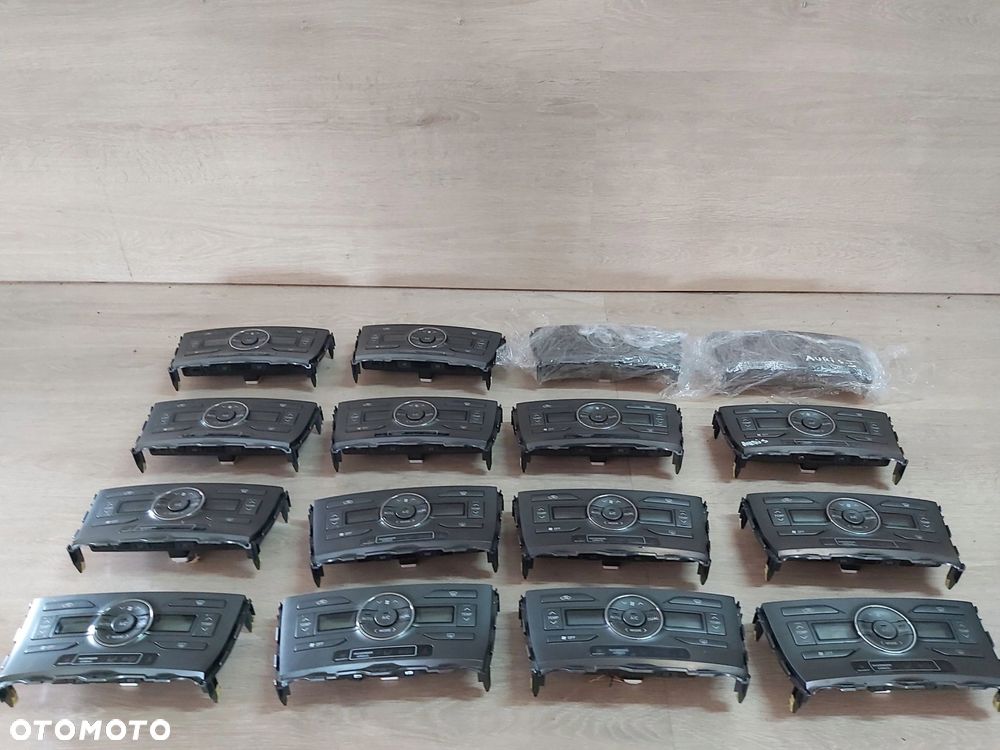 Toyota Auris I Panel nawiewu klimatyzacji 55900-02230 - 2