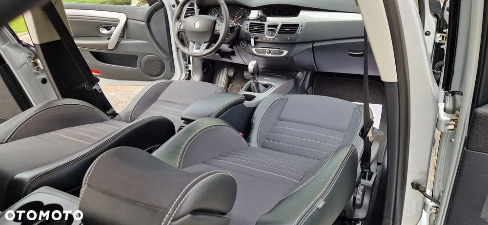 Renault Laguna 2.0 16V Dynamique - 25