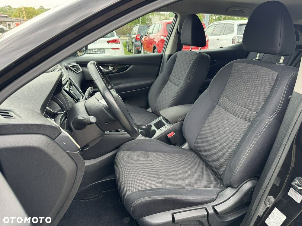 Nissan Qashqai - 23