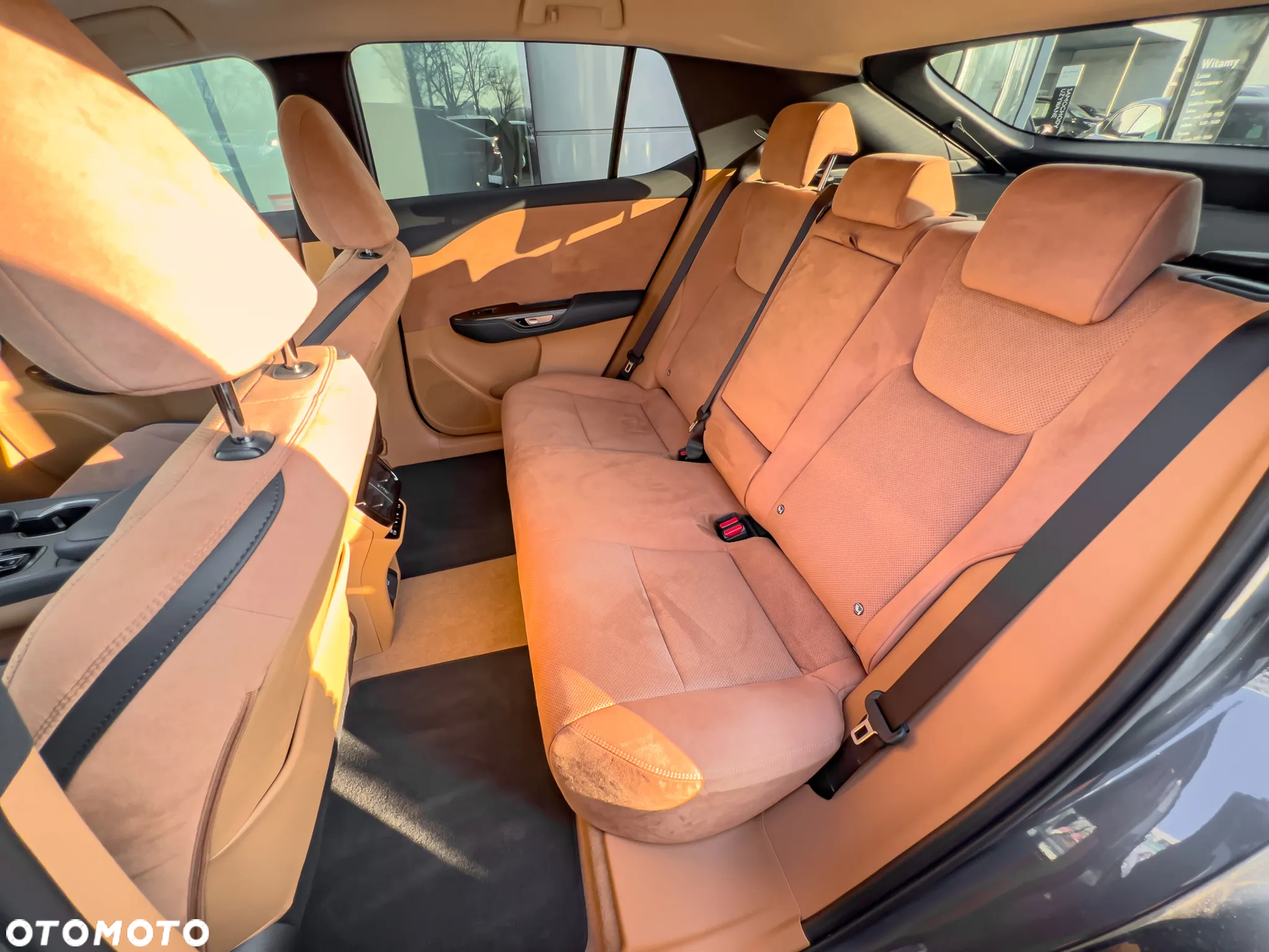 Lexus RZ 450e Omotenashi DIRECT4 - 14