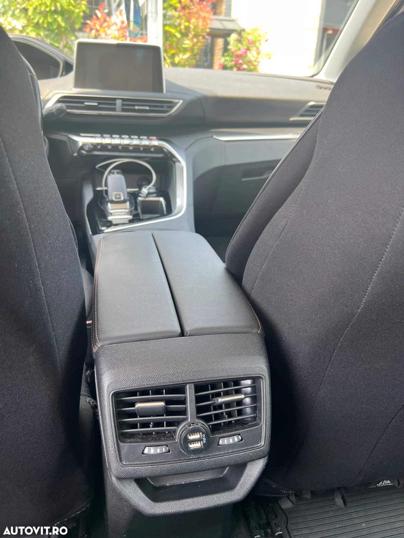 Peugeot 3008 1.6 PureTech Turbo S&S EAT8 Active - 11