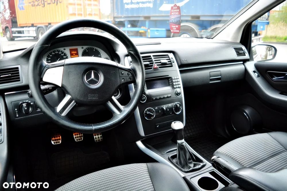 Mercedes-Benz Klasa B 180 CDI DPF Special Edition - 15