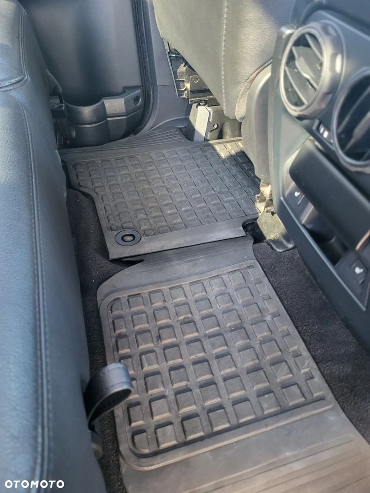 Land Rover Discovery V8 SE - 5
