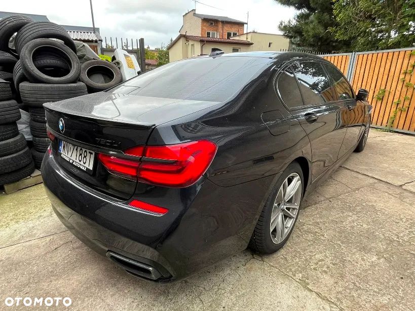 BMW Seria 7 750Li xDrive - 4