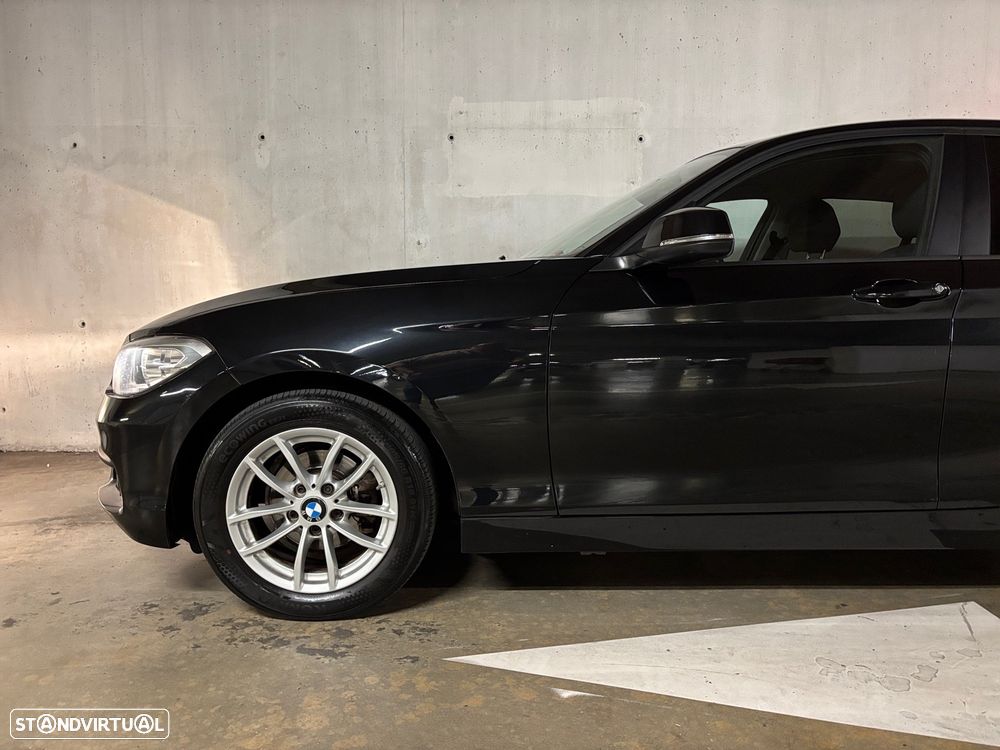 BMW 116 d EDynamics Advantage - 17